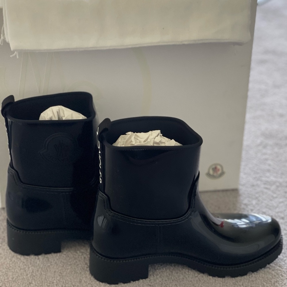 Moncler black rain boots size 39